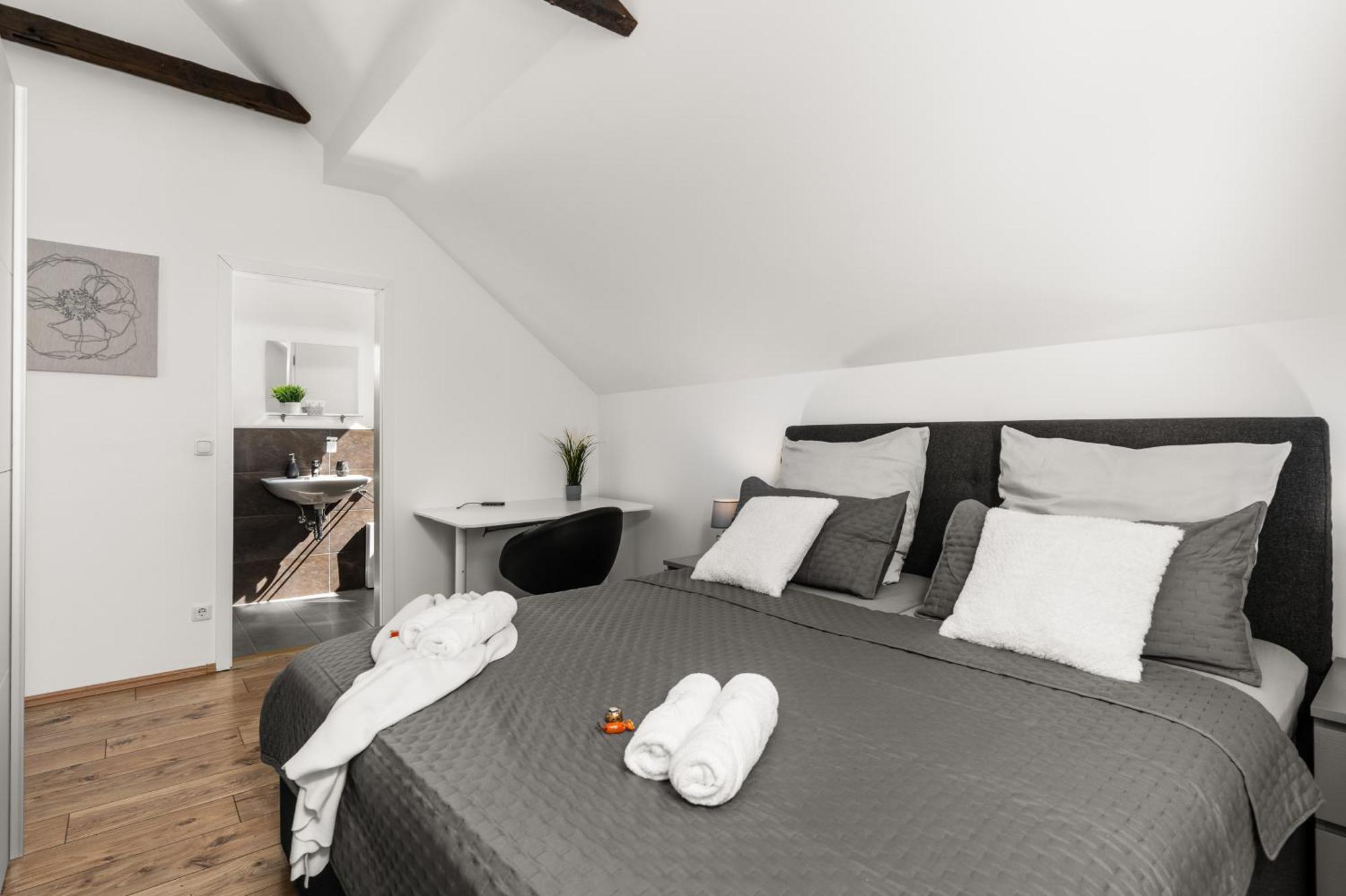 Mola Apartments-Charmante Ferienwohnung Im Herdecke Zentrum Fuer 3 Personen-Grosse Dachterrasse-Grill-Gratis Parken-Wlan Екстериор снимка