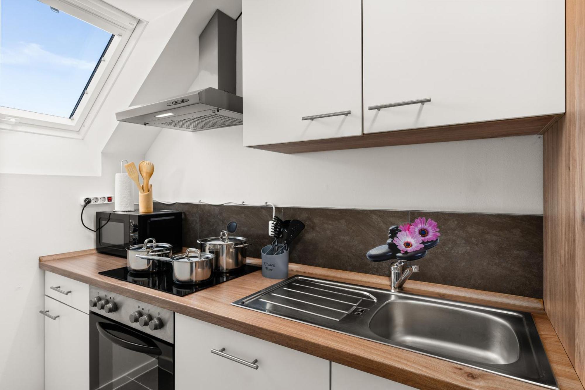 Mola Apartments-Charmante Ferienwohnung Im Herdecke Zentrum Fuer 3 Personen-Grosse Dachterrasse-Grill-Gratis Parken-Wlan Екстериор снимка